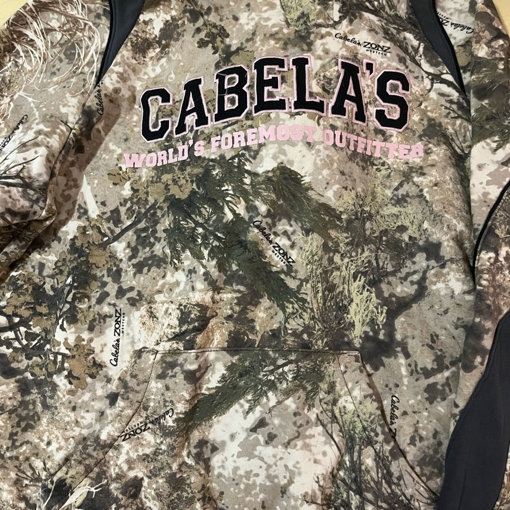 Cabela's Camouflage Hoody with Pink Logo and Laces